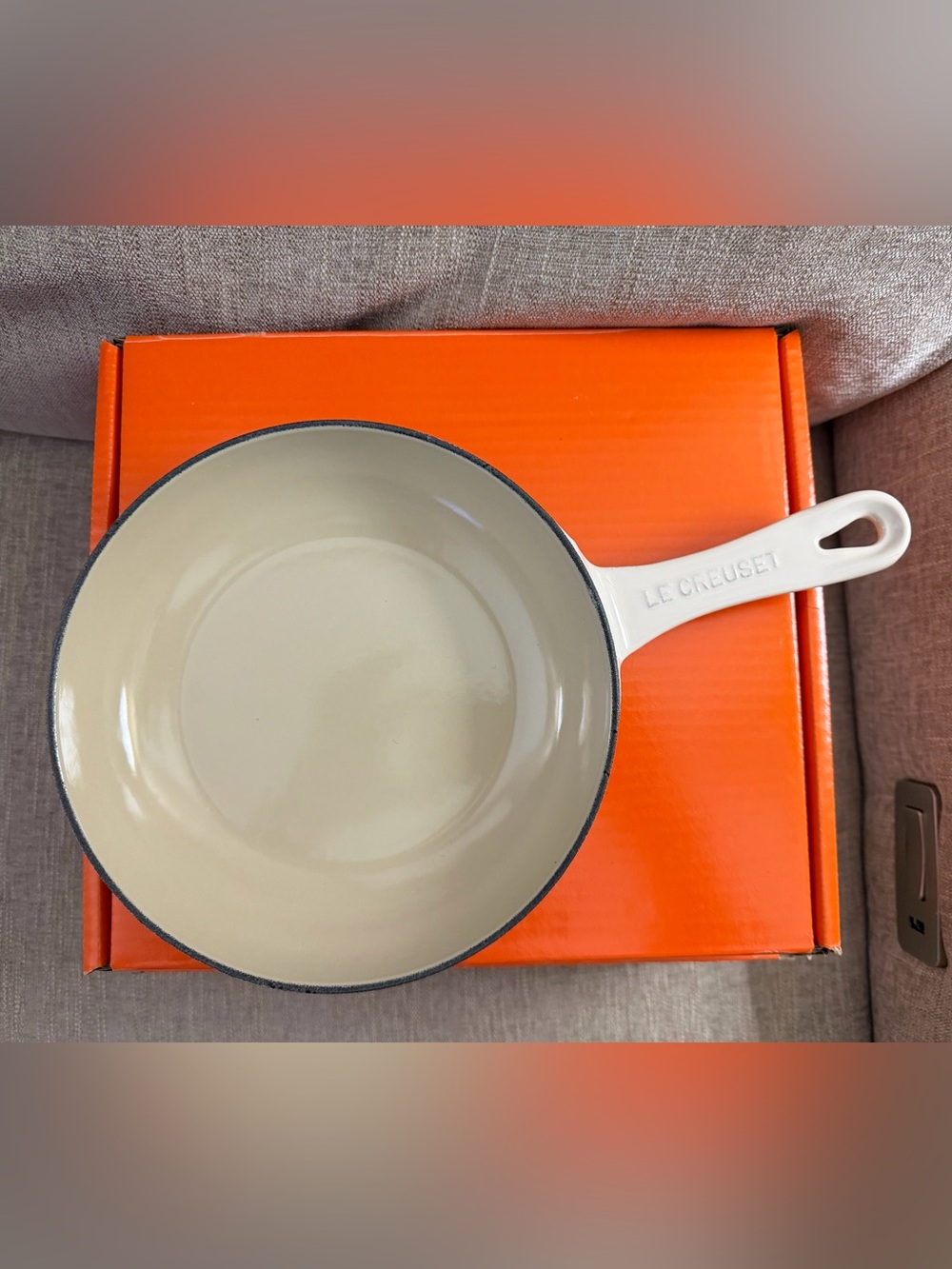 Le Creuset Traditional ECI 8in Omelette pan in box